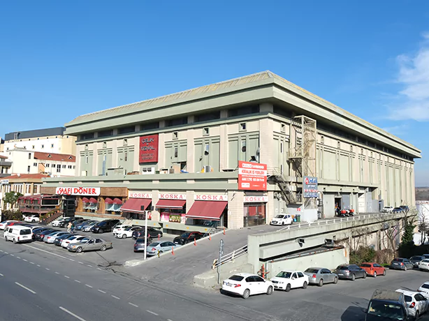 Çelik Yenal İş Merkezi